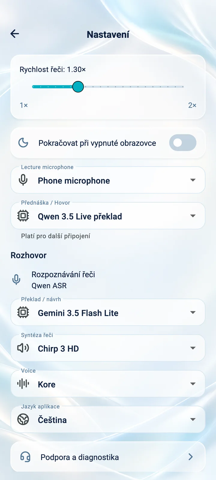 Nastavení aplikace Translator Phone: rychlost řeči, mikrofon, hlas a jazyk rozhraní