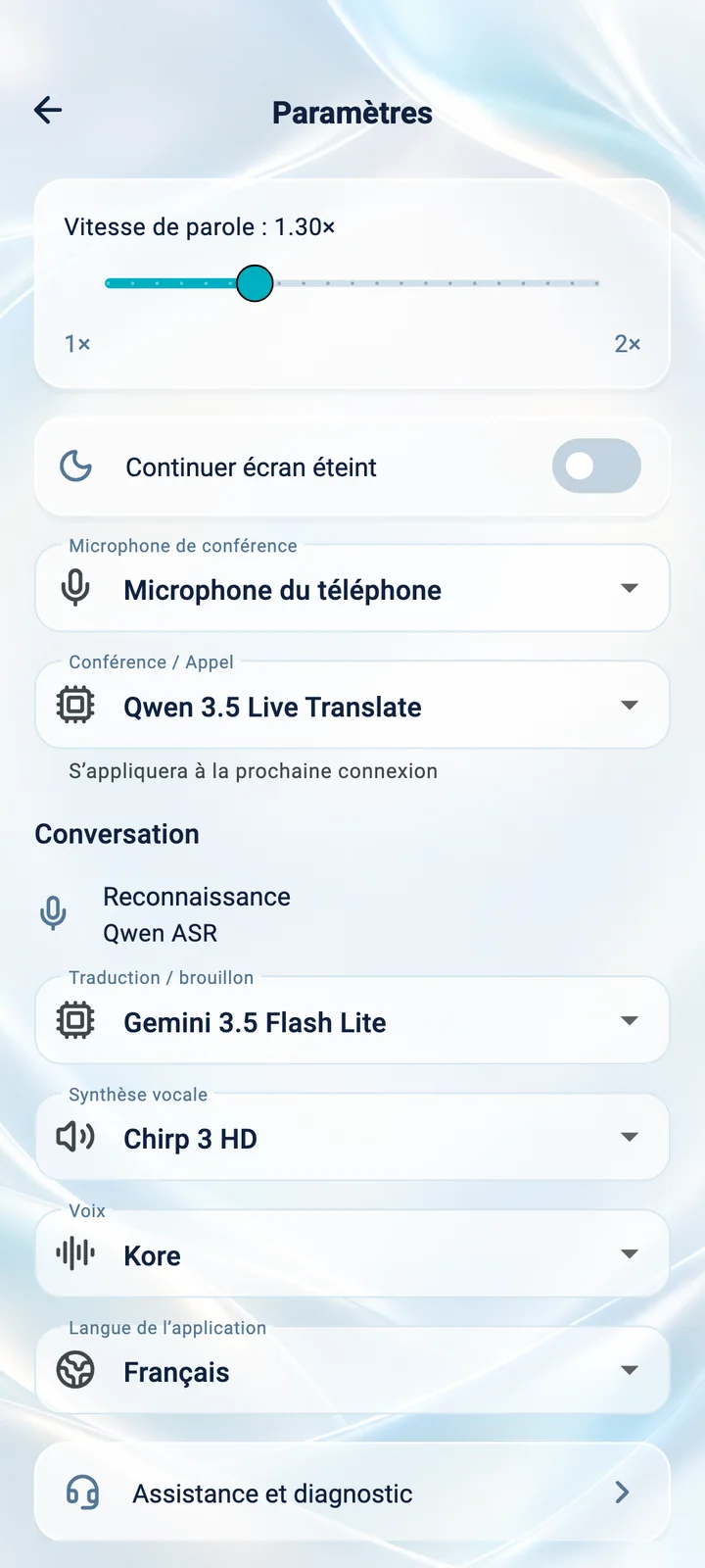 Paramètres de l’application Translator Phone : vitesse de parole, micro, voix et langue de l’interface